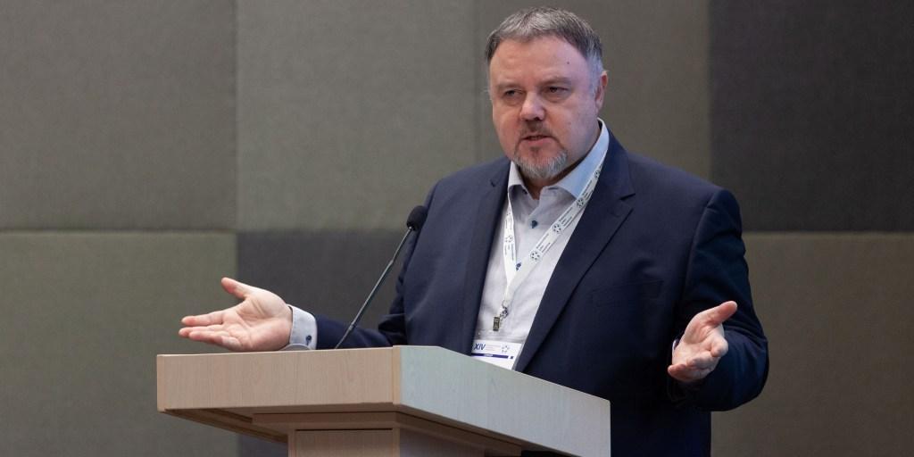 29.01.2025 В России хотят создать реестр травников и целителей: что думают об этом врачи и пациенты