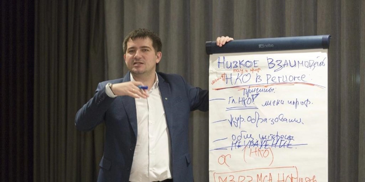 19.11.2022 Максим Загрядский: «Остановка клинических исследований практически гарантирует ограничение доступа к инновационной лекарственной терапии»