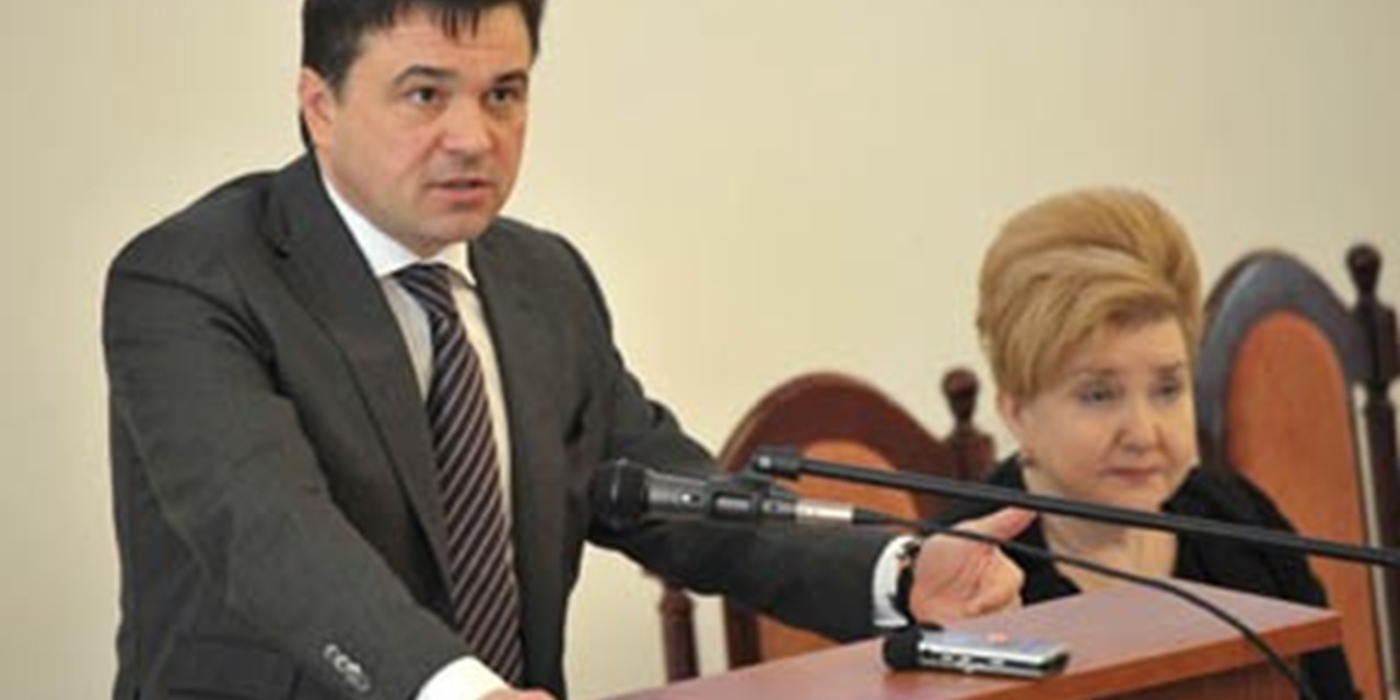 21.01.2013 А.Воробьёв обсудил с учёным советом МОНИКИ вопросы совершенствования областной медицины