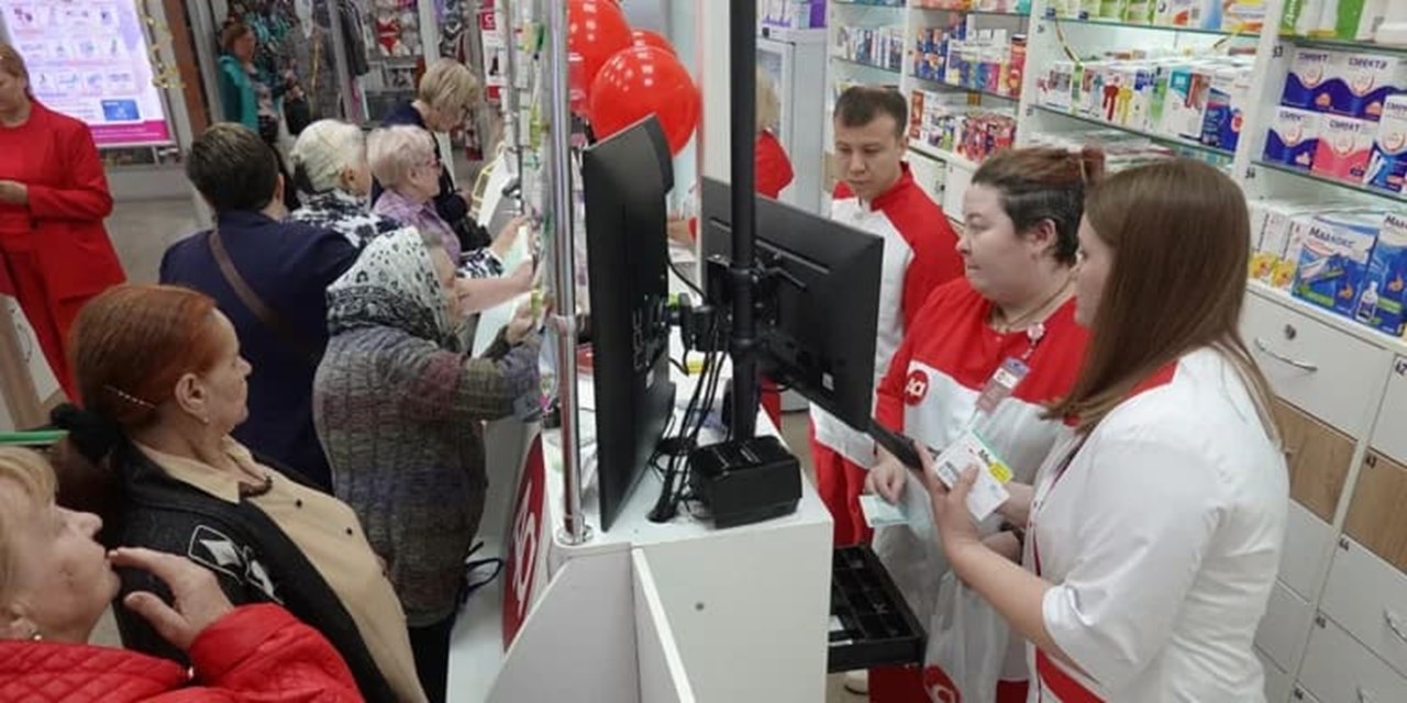 «С каждой поставкой цены растут» — поход в аптеку будет обходиться все дороже