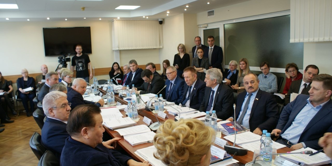 В Госдуме выступают за обеспечение лекарствами по нуждаемости, а не после получения льгот